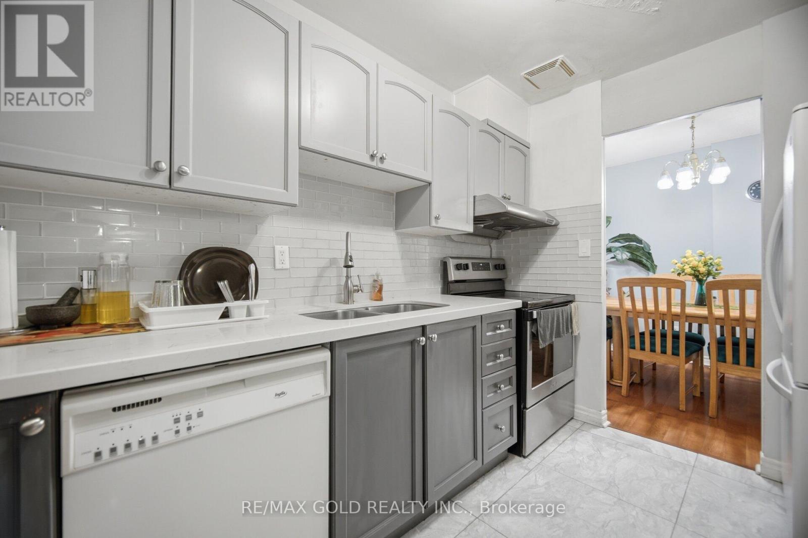 #251 3025 THE CREDIT WOODLANDS DRIVE - 14