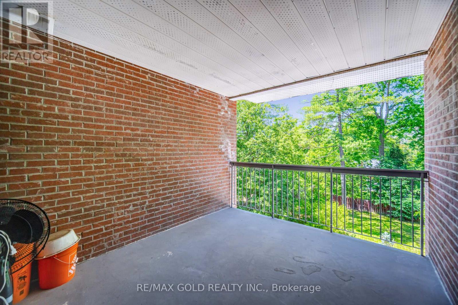 #251 3025 THE CREDIT WOODLANDS DRIVE - 25