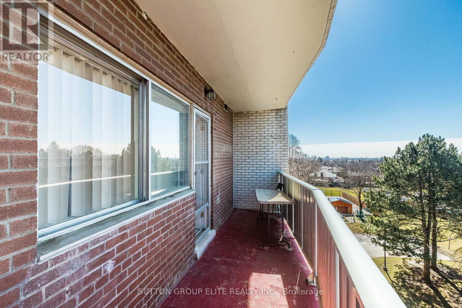 #502 1660 BLOOR STREET - 42