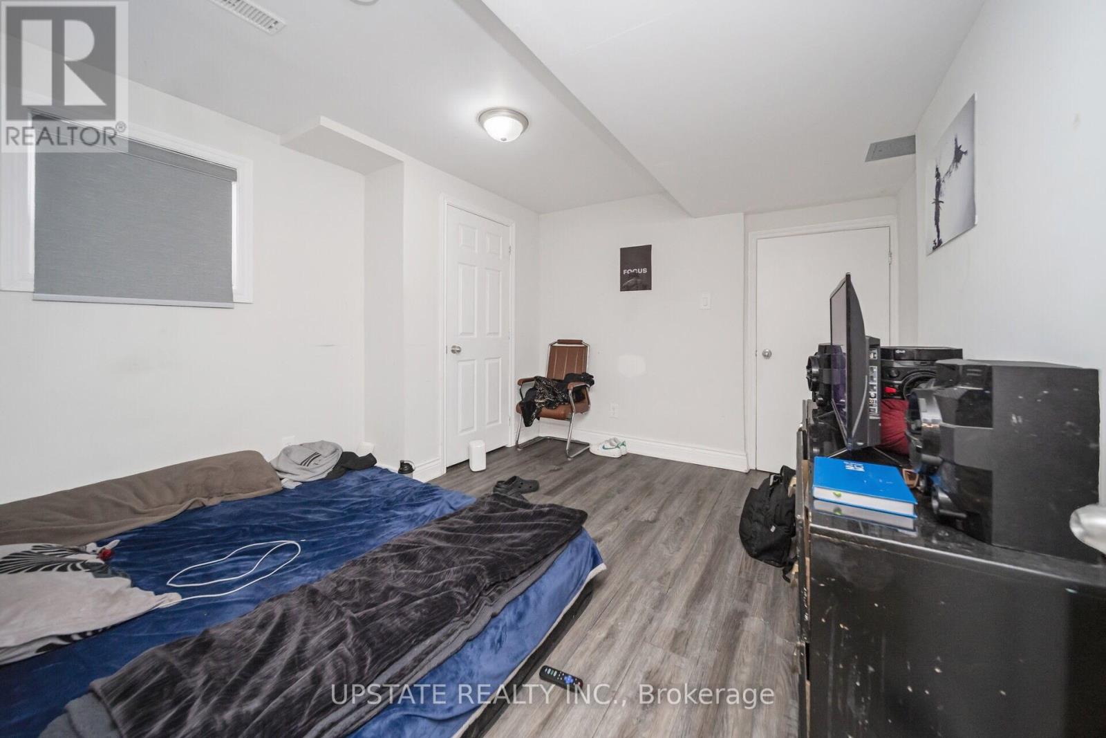 12 BRAMFIELD STREET - 41