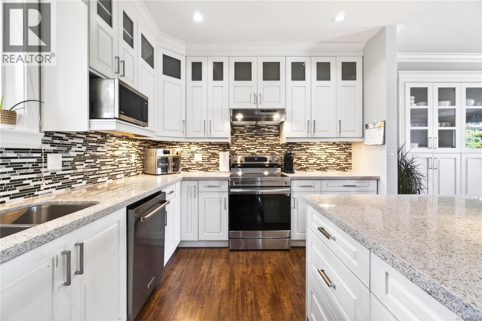 3115 Uplands Dr - 12
