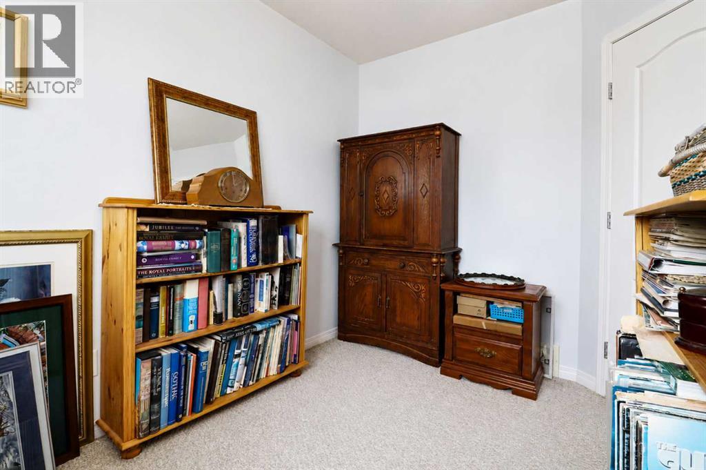 9701 90A Street — photo 18