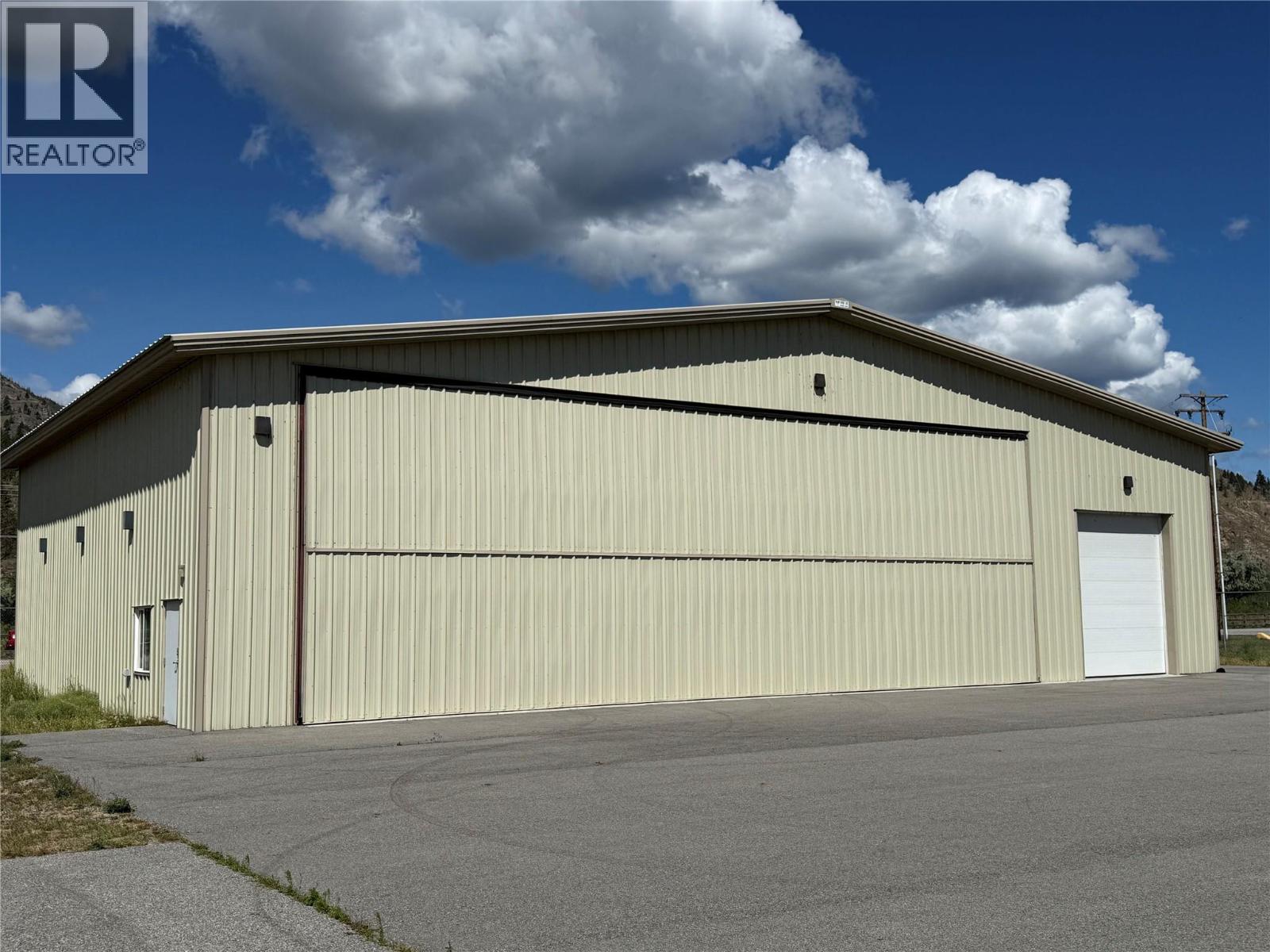 3156 Airport Road, Penticton