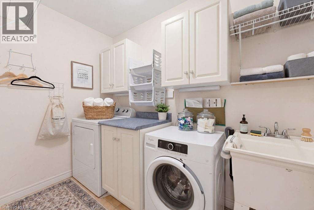 30 COBBLESTONE Drive - 28