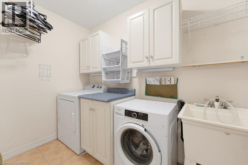 30 COBBLESTONE Drive - 27
