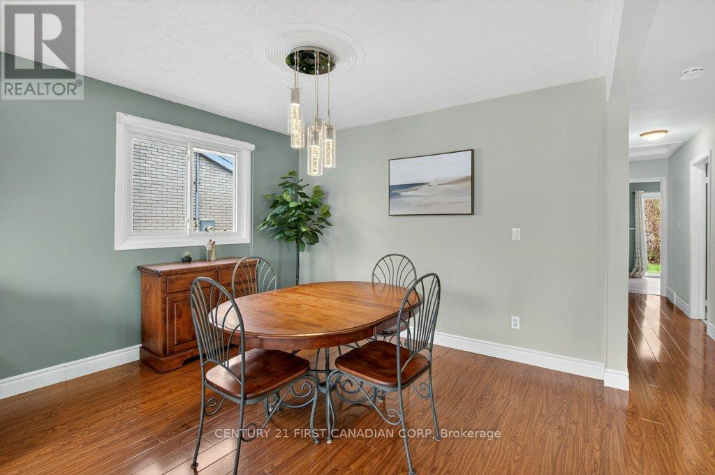 108 LAWRENCE AVENUE - 10