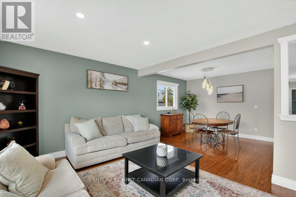 108 LAWRENCE AVENUE - 8