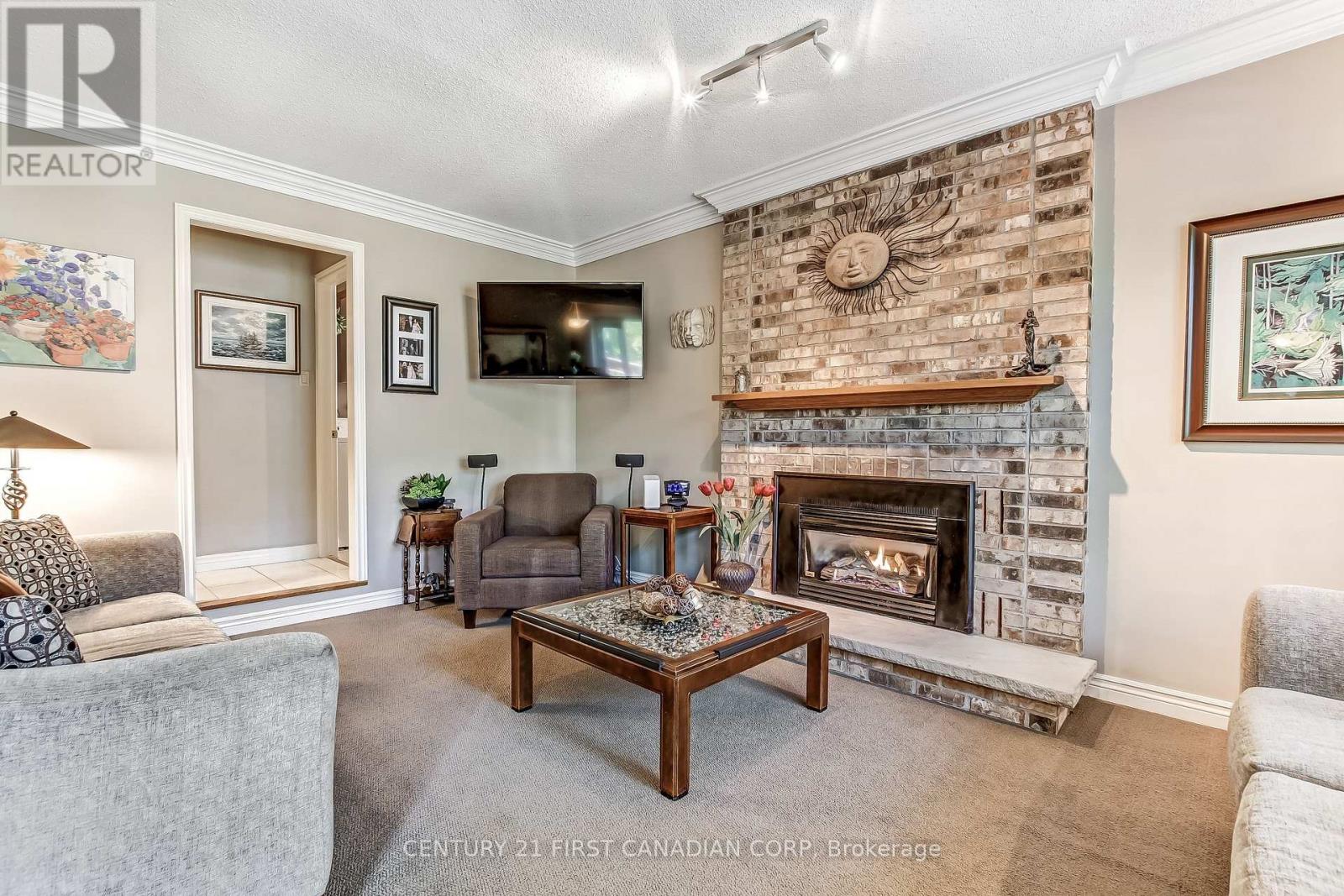 47 MONTE VISTA CRESCENT - 29