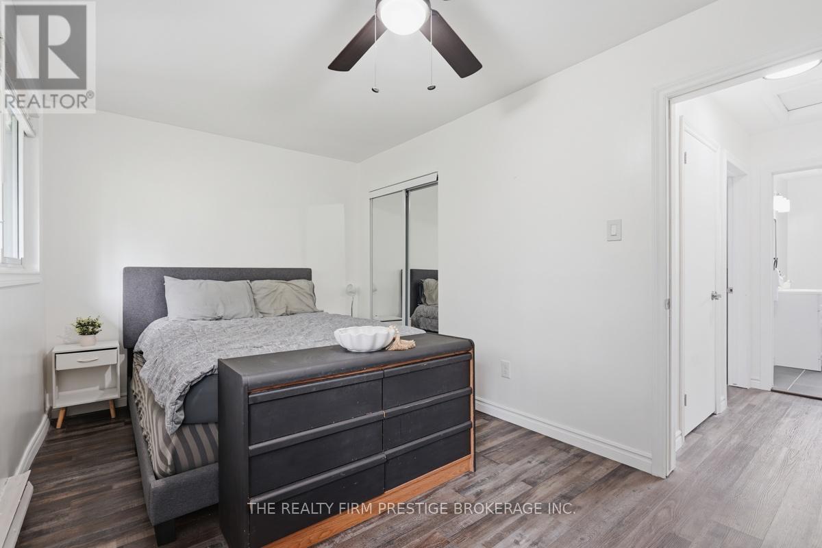 616 WILKINS STREET - 12