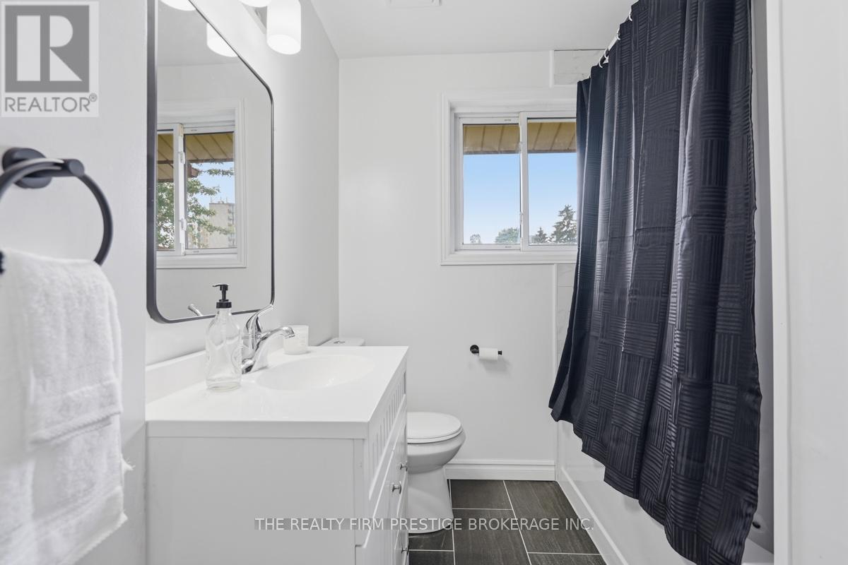 616 WILKINS STREET - 16