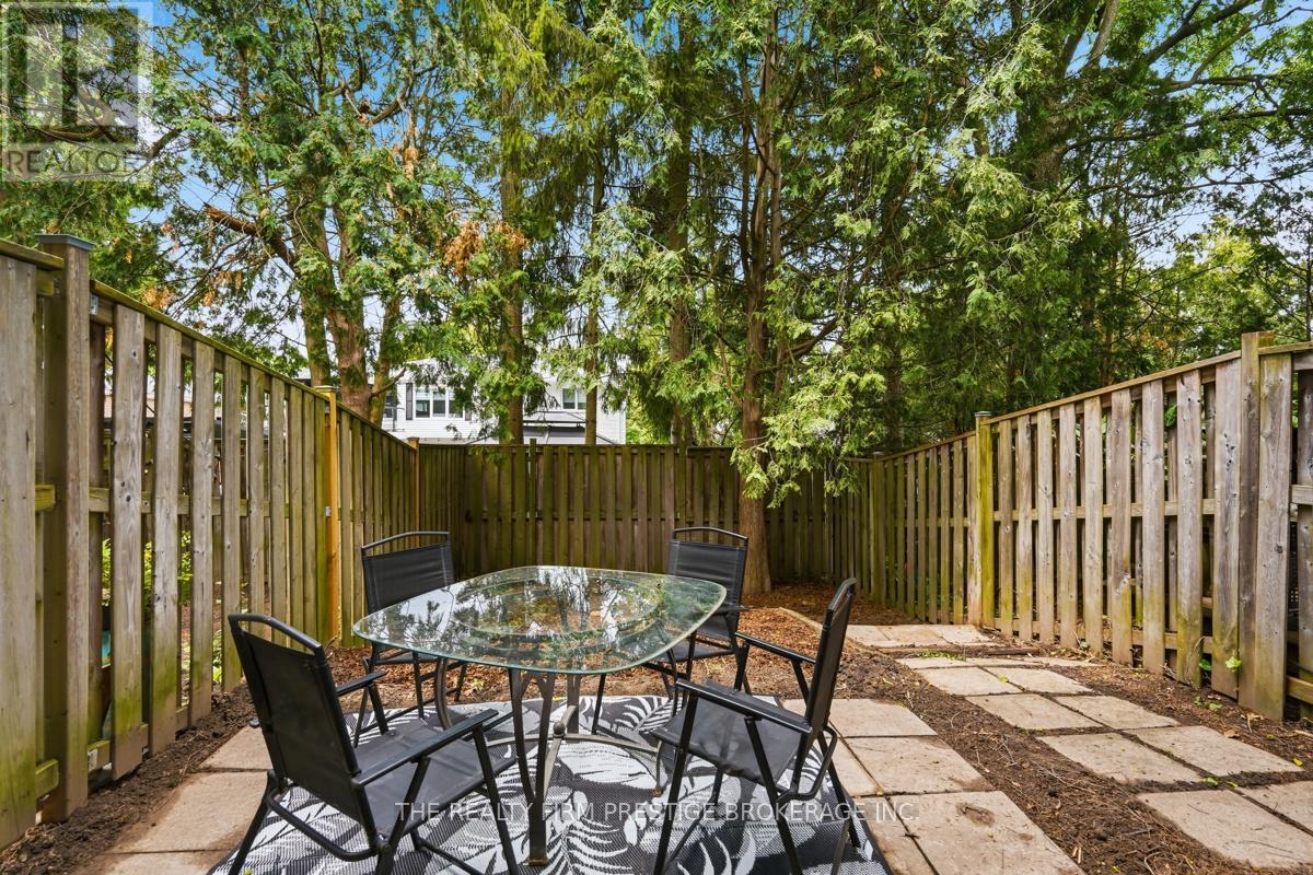 616 WILKINS STREET - 20