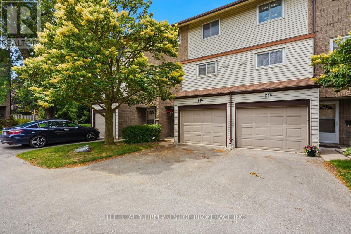 616 WILKINS STREET - 3