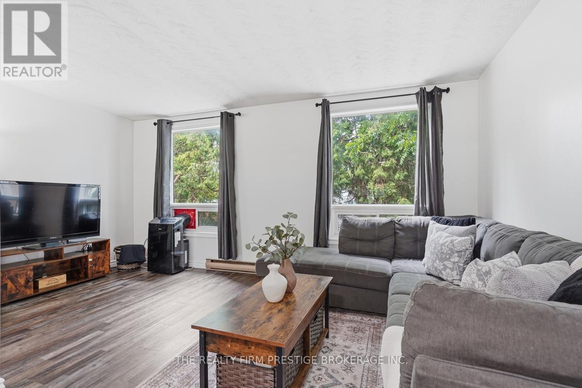 616 WILKINS STREET - 7