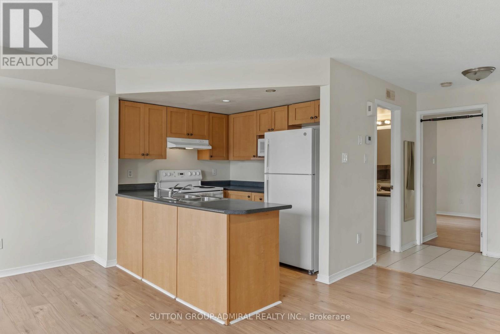 #9 130 ROCHESTER STREET - 15