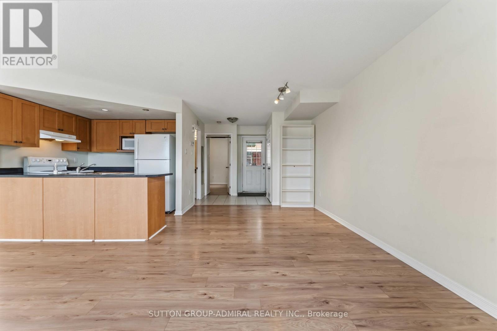 #9 130 ROCHESTER STREET - 17