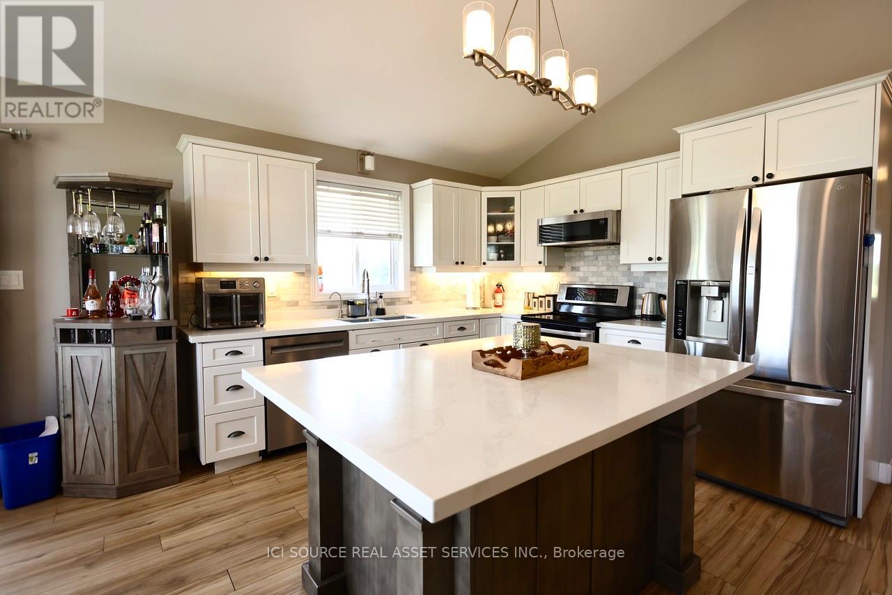 1611 HARMONY ROAD - 13