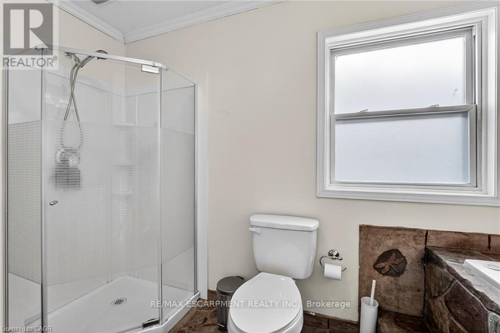 122 SOUTH CAYUGA STREET W - 35