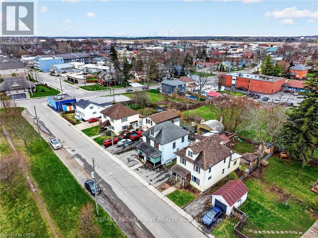 122 SOUTH CAYUGA STREET W - 48