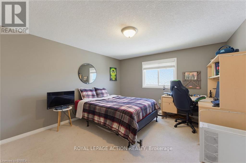 175 MCGUINESS DRIVE - 21