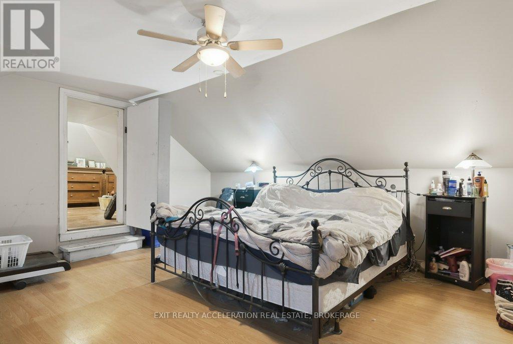 147 COOKS ROAD - 17