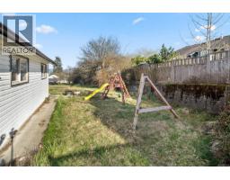 Den - 6128 Marsh Rd, Duncan, BC V9L4G6 Photo 6
