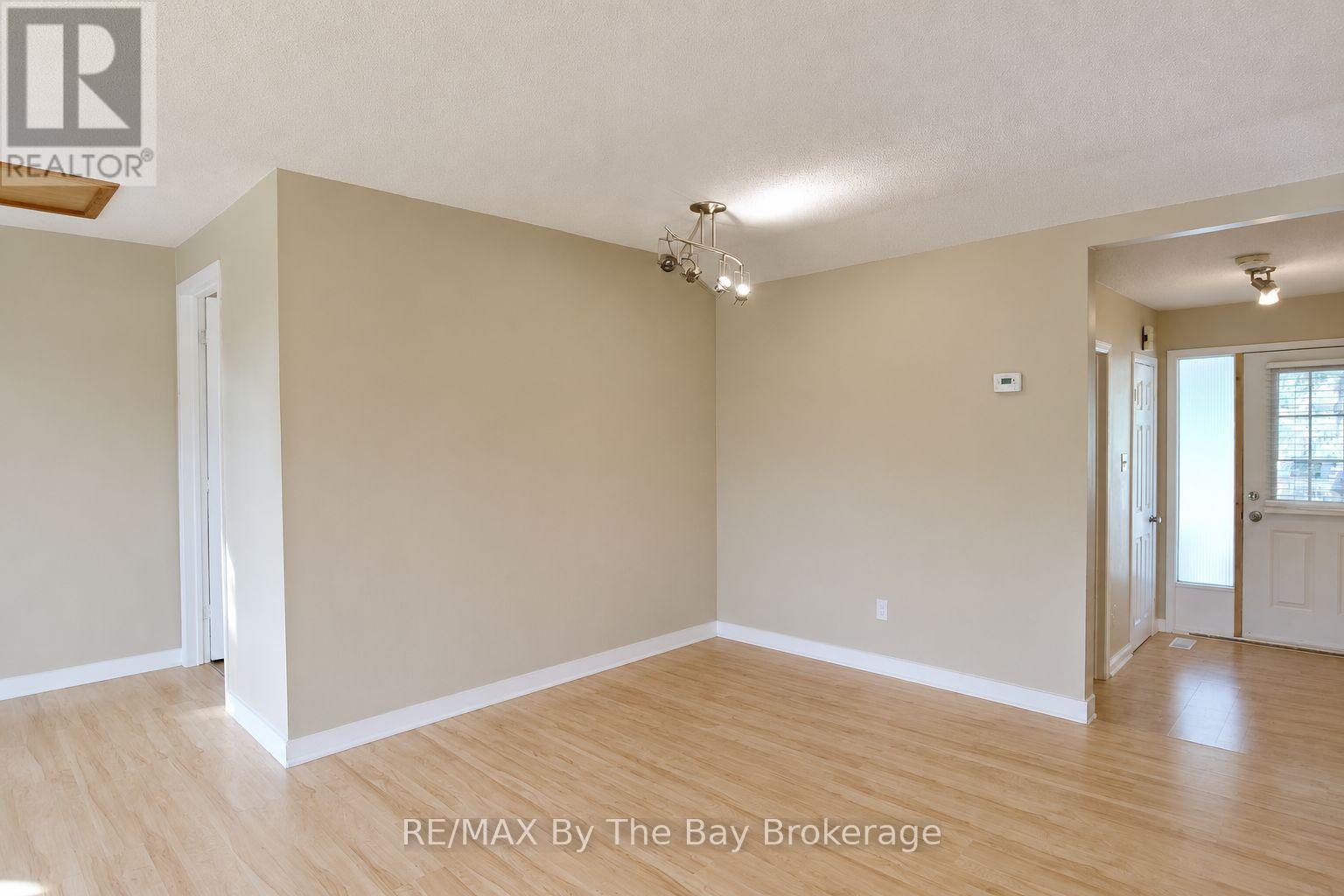 103 SUNNIDALE ROAD S - 12