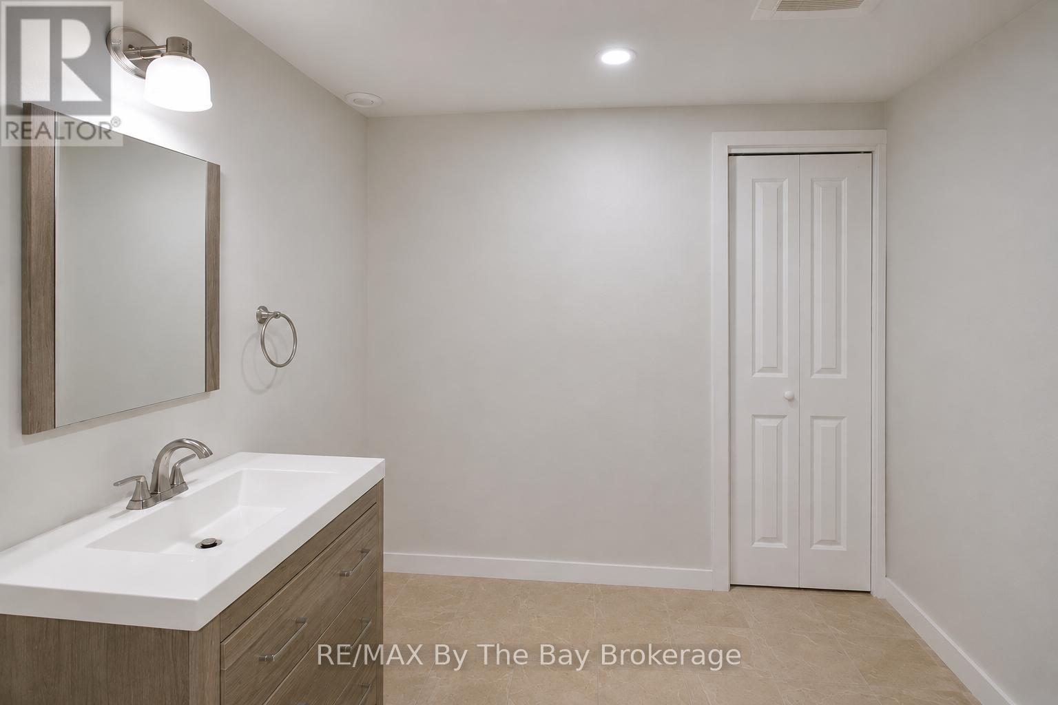 103 SUNNIDALE ROAD S - 21