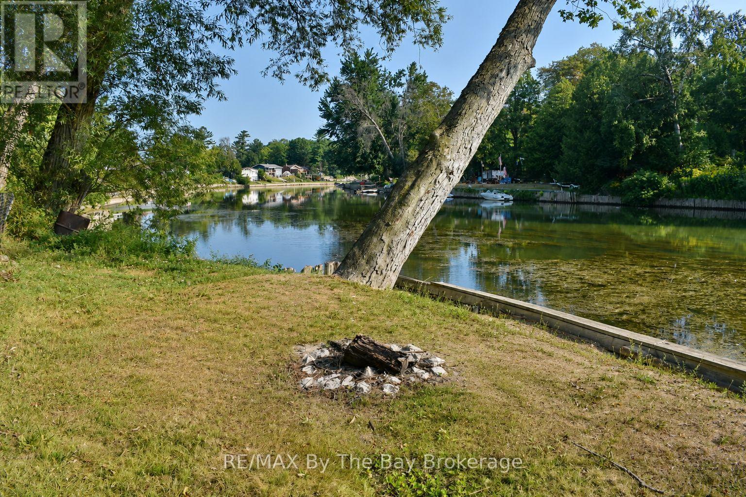 103 SUNNIDALE ROAD S - 26