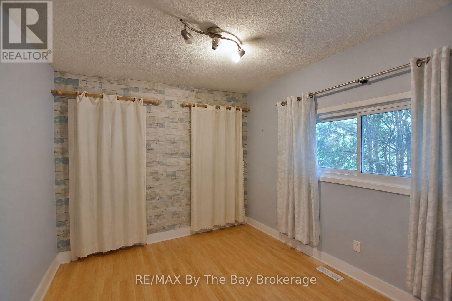 103 SUNNIDALE ROAD S - 7