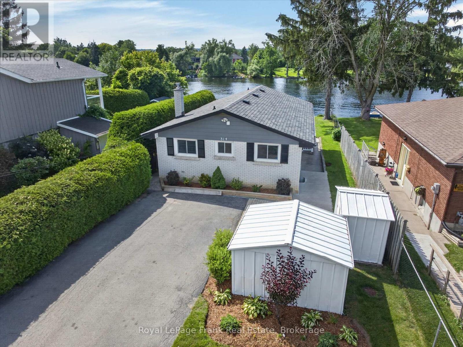 314 SHERIN AVENUE - 1