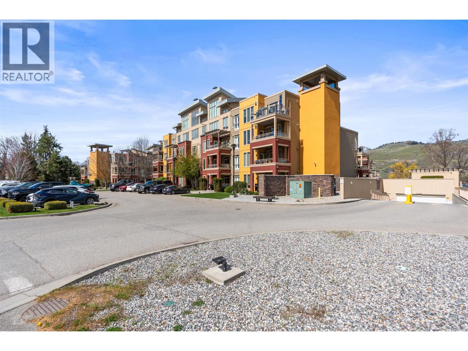 #1118 7343 Okanagan Landing Road - 54