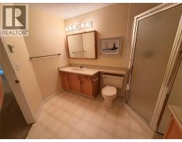 945 Lawrence Avenue Unit# 103, Kelowna, BC V1Y6M3 Photo 30