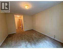 945 Lawrence Avenue Unit# 103, Kelowna, BC V1Y6M3 Photo 25