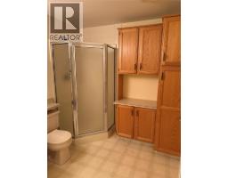 945 Lawrence Avenue Unit# 103, Kelowna, BC V1Y6M3 Photo 29