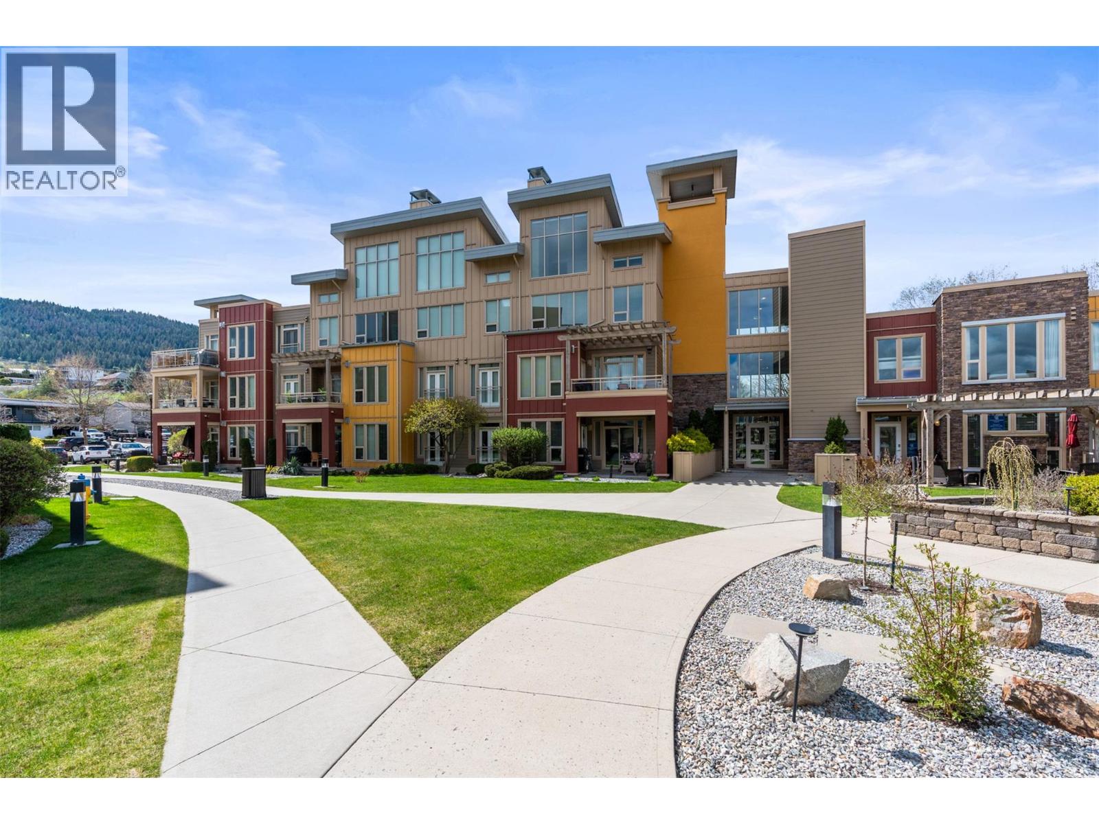 #1118 7343 Okanagan Landing Road - 5