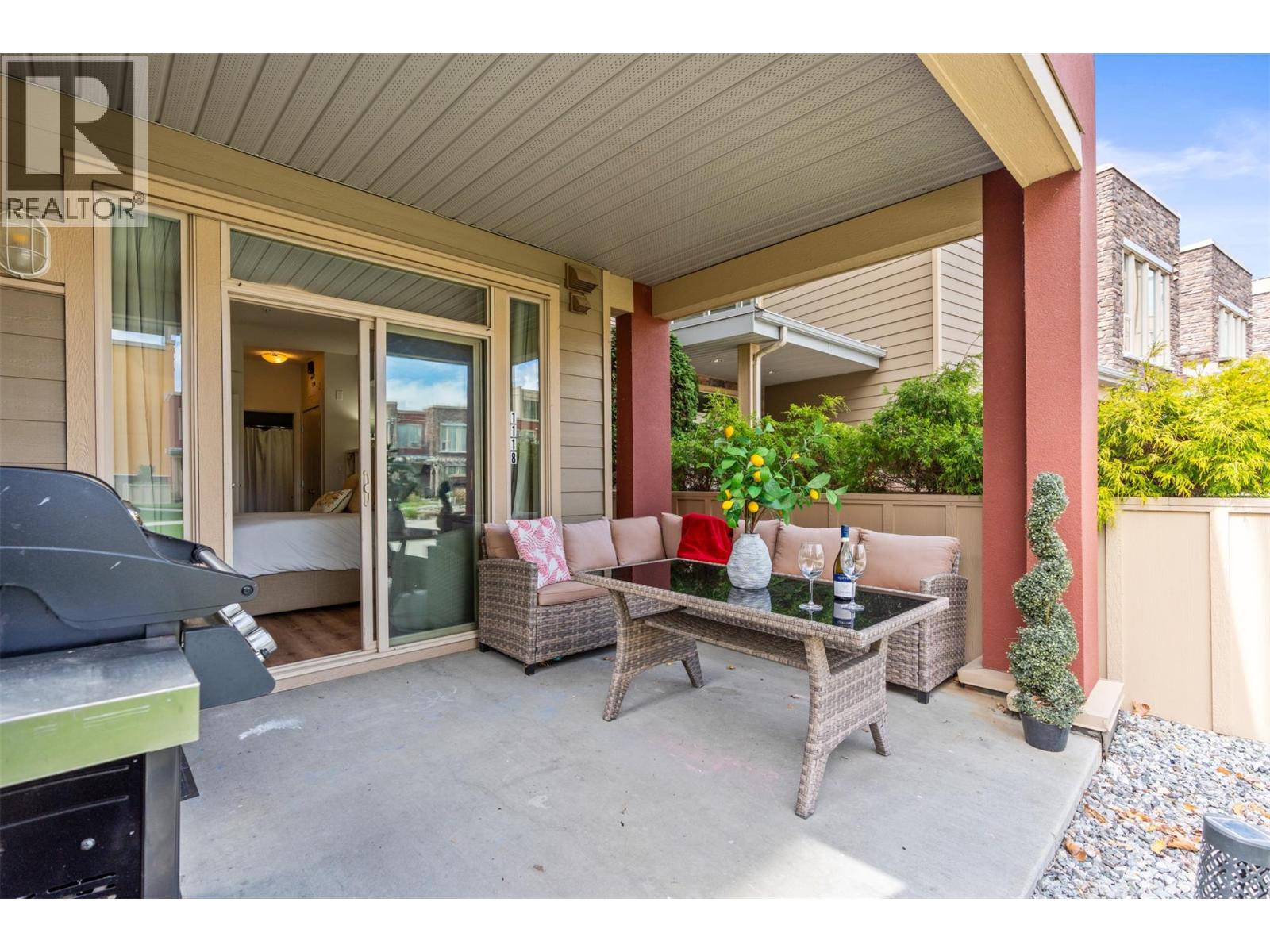 #1118 7343 Okanagan Landing Road - 35