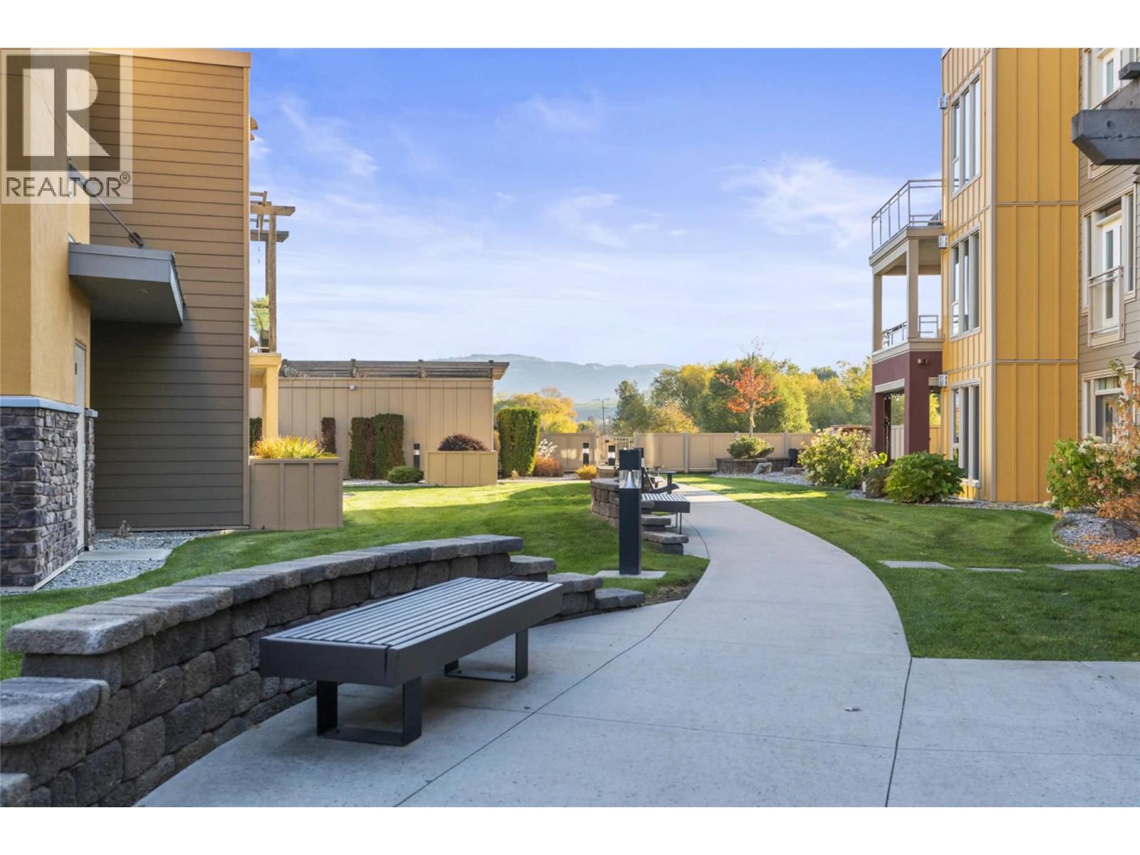 #1118 7343 Okanagan Landing Road - 45