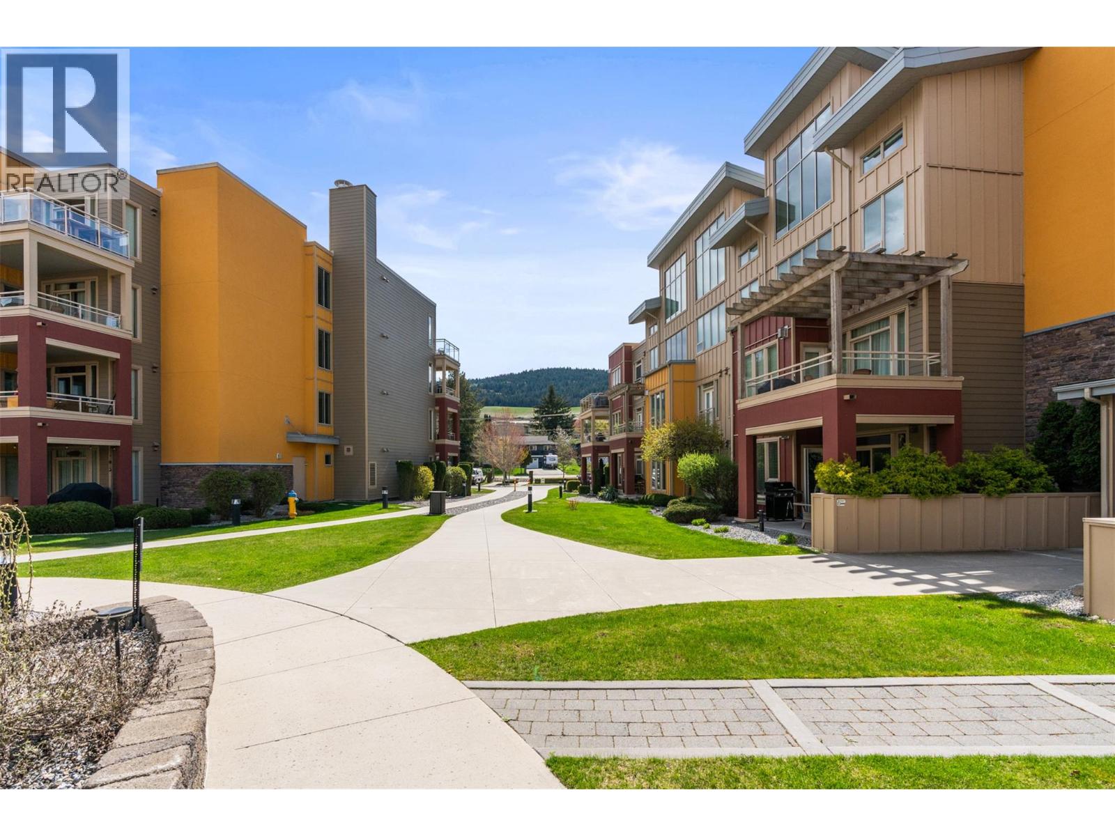 #1118 7343 Okanagan Landing Road - 47