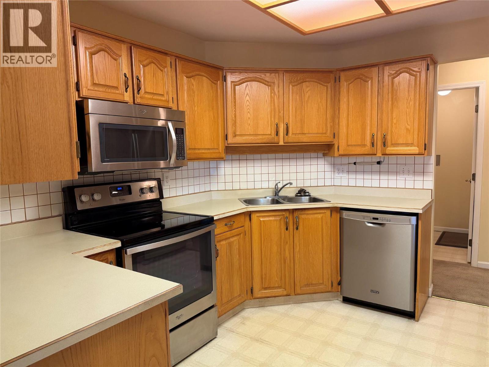 #103 945 Lawrence Avenue - 10