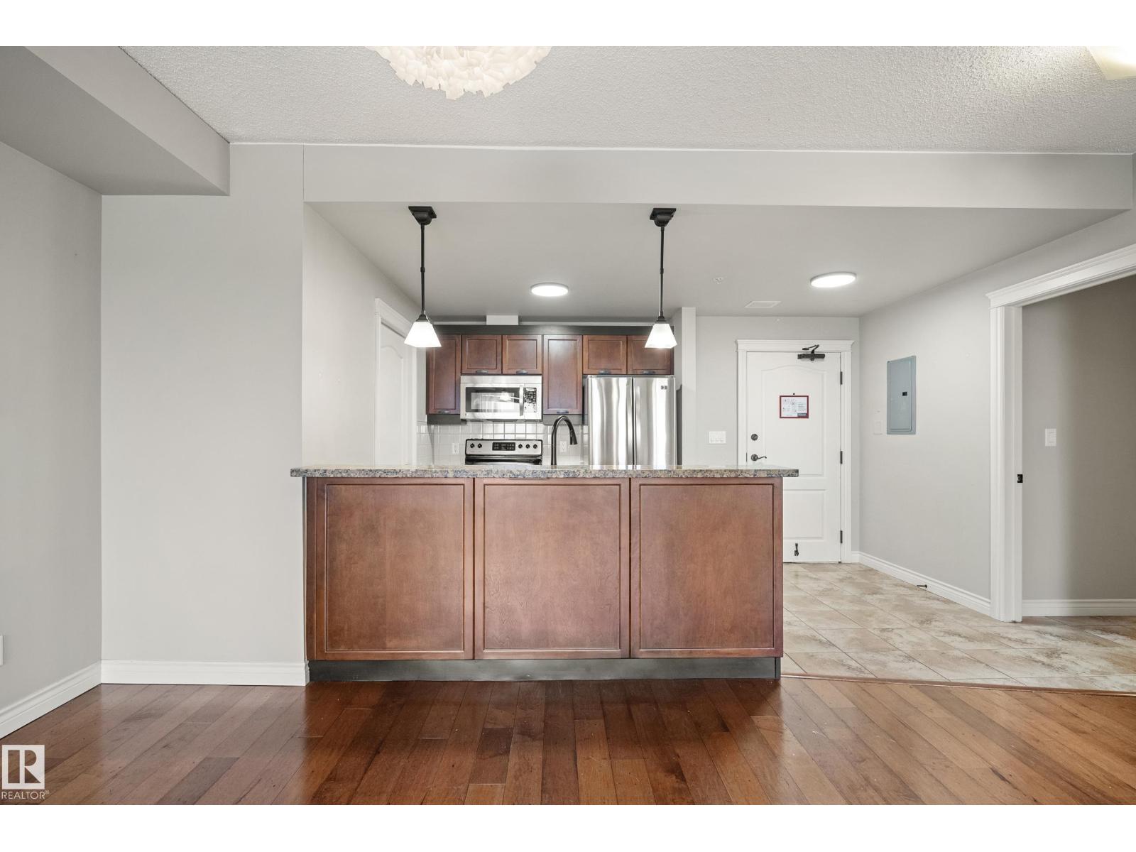 #612 33 Fifth AV - 12