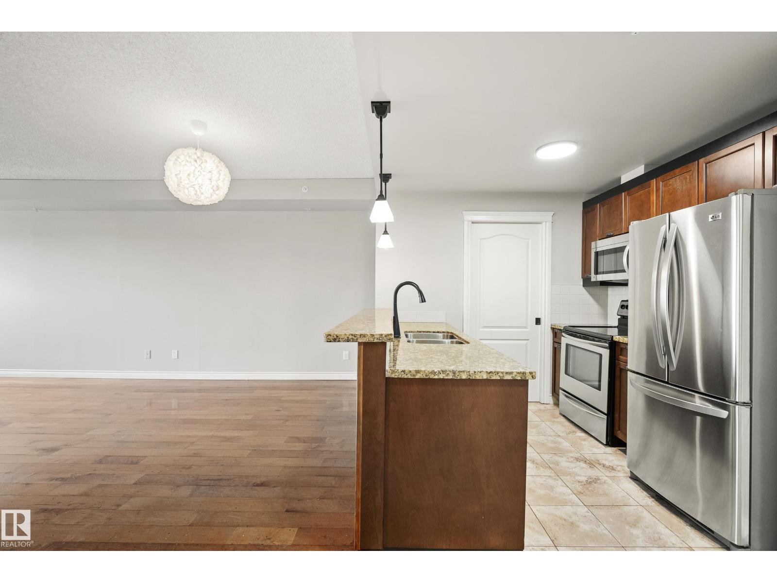 #612 33 Fifth AV - 14