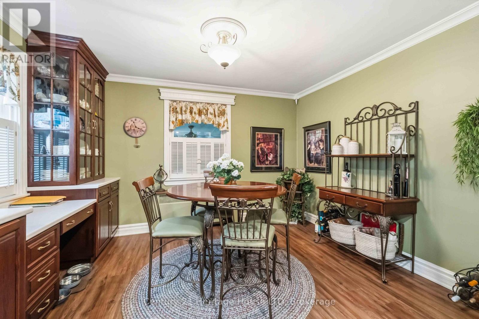 25 GLENVIEW AVENUE - 14