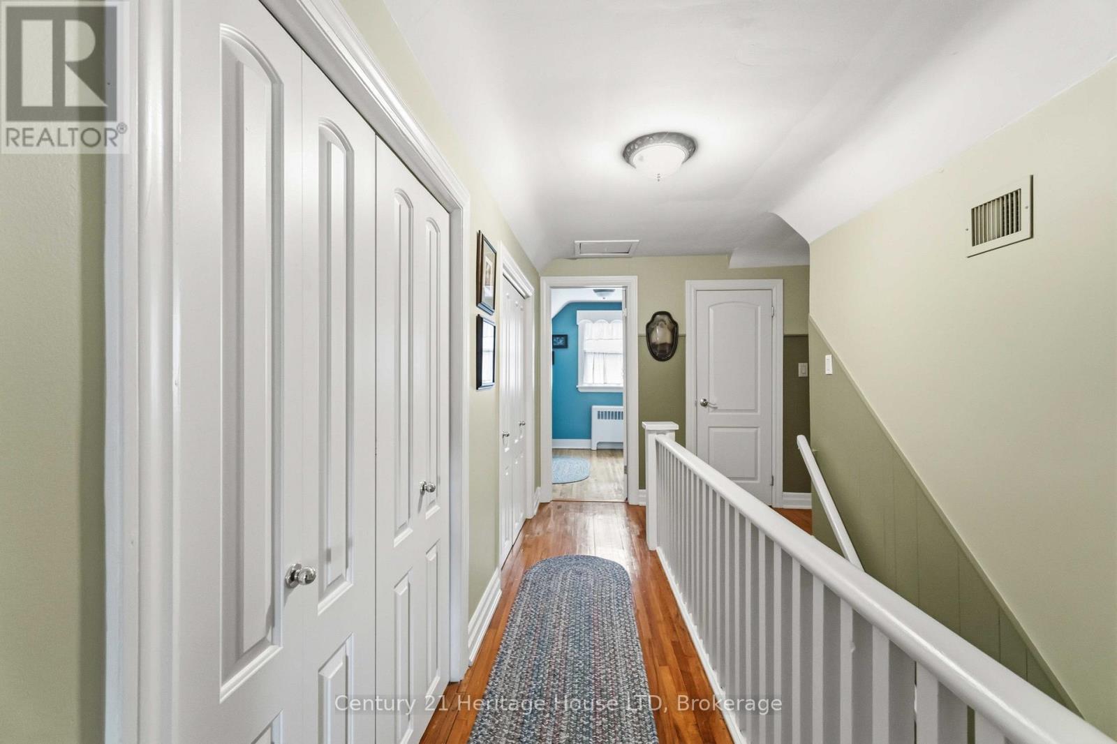 25 GLENVIEW AVENUE - 24