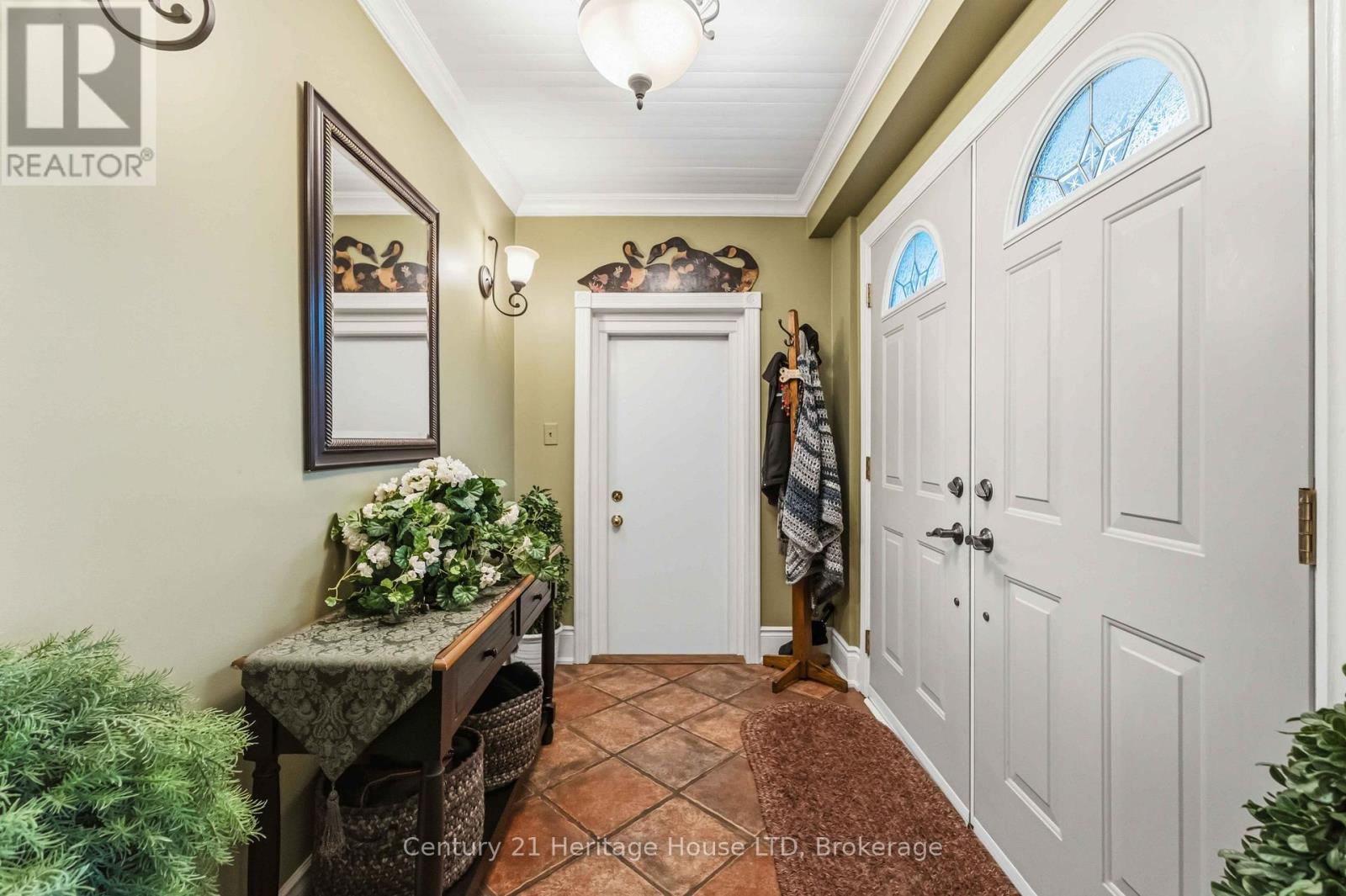25 GLENVIEW AVENUE - 4