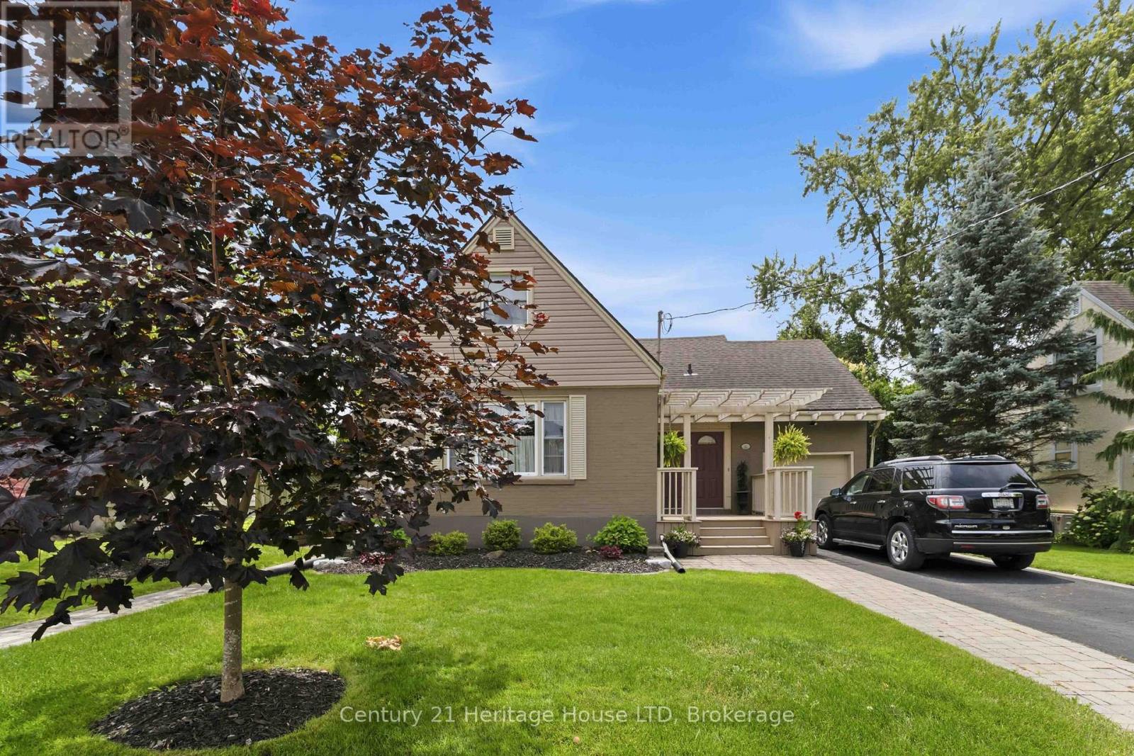25 GLENVIEW AVENUE - 45