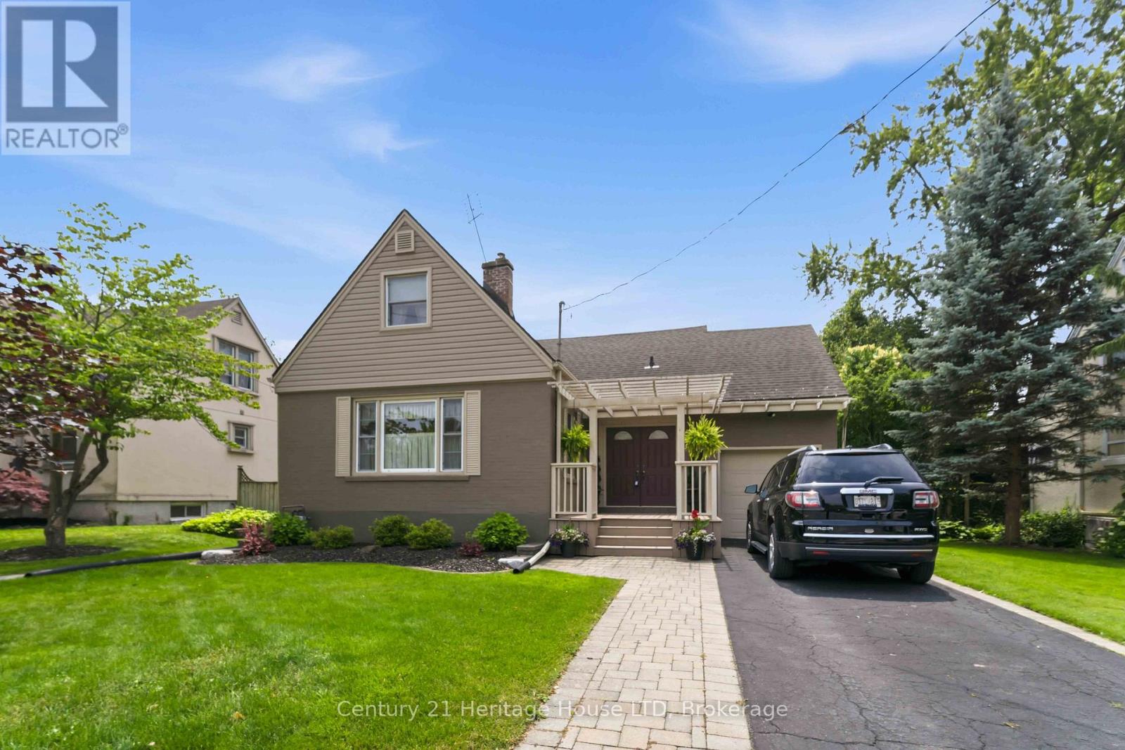 25 GLENVIEW AVENUE - 46
