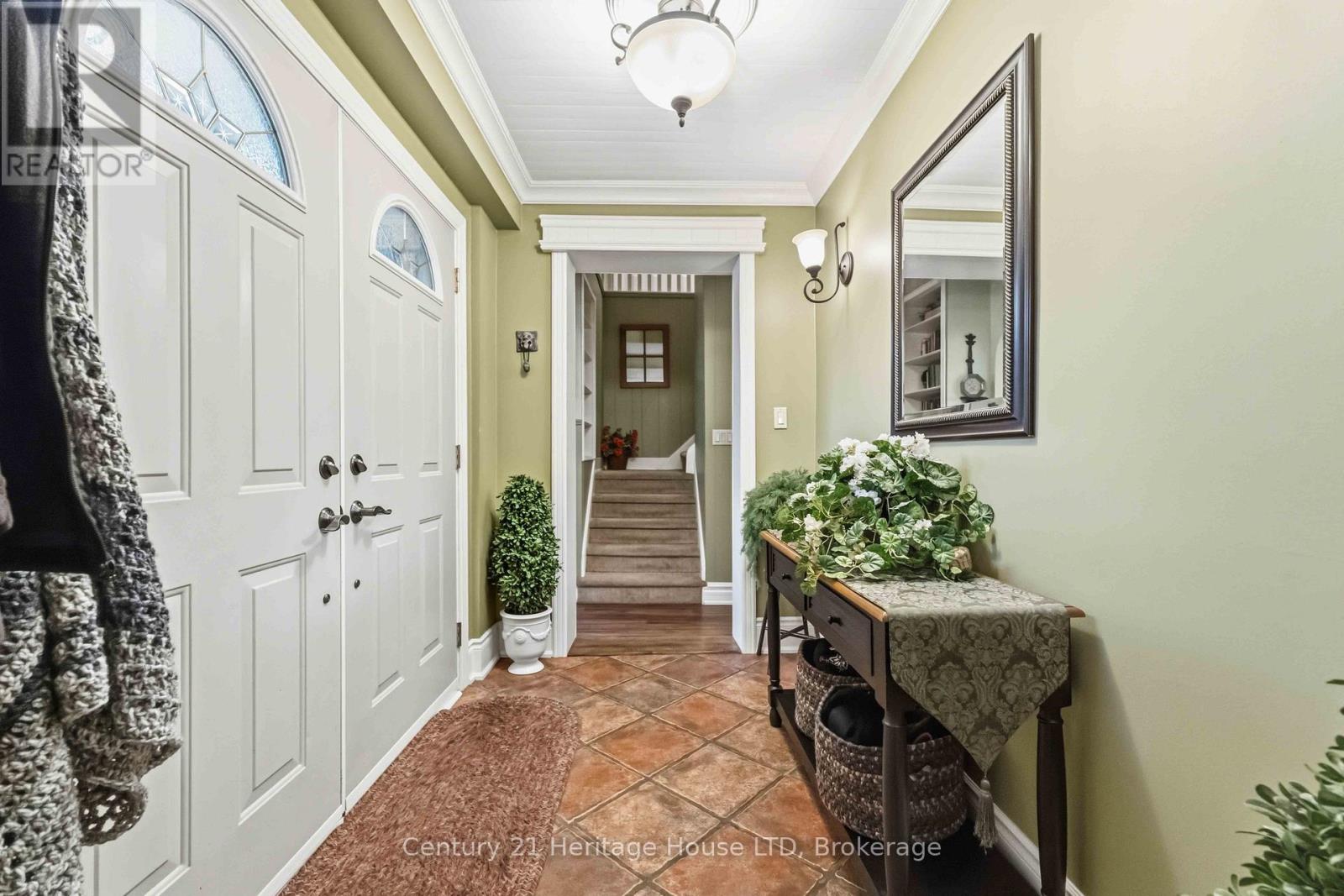 25 GLENVIEW AVENUE - 5