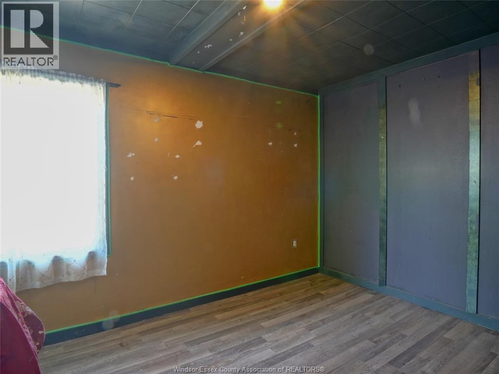 16 MCNAUGHTON AVENUE - 15