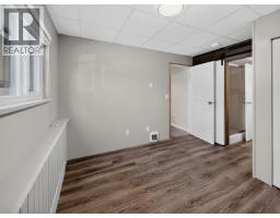 21066 Glenwood Avenue, Maple Ridge, BC V2X8K5 Photo 10