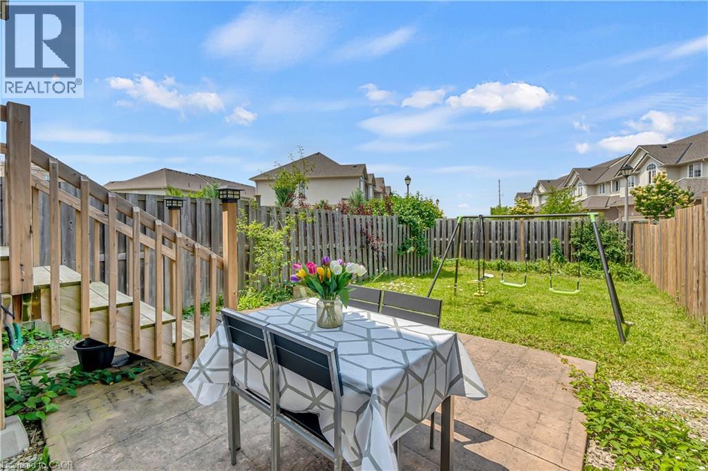 48 CLOUGH Crescent - 33
